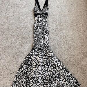 Gorgeous black and white formal maxi dress
